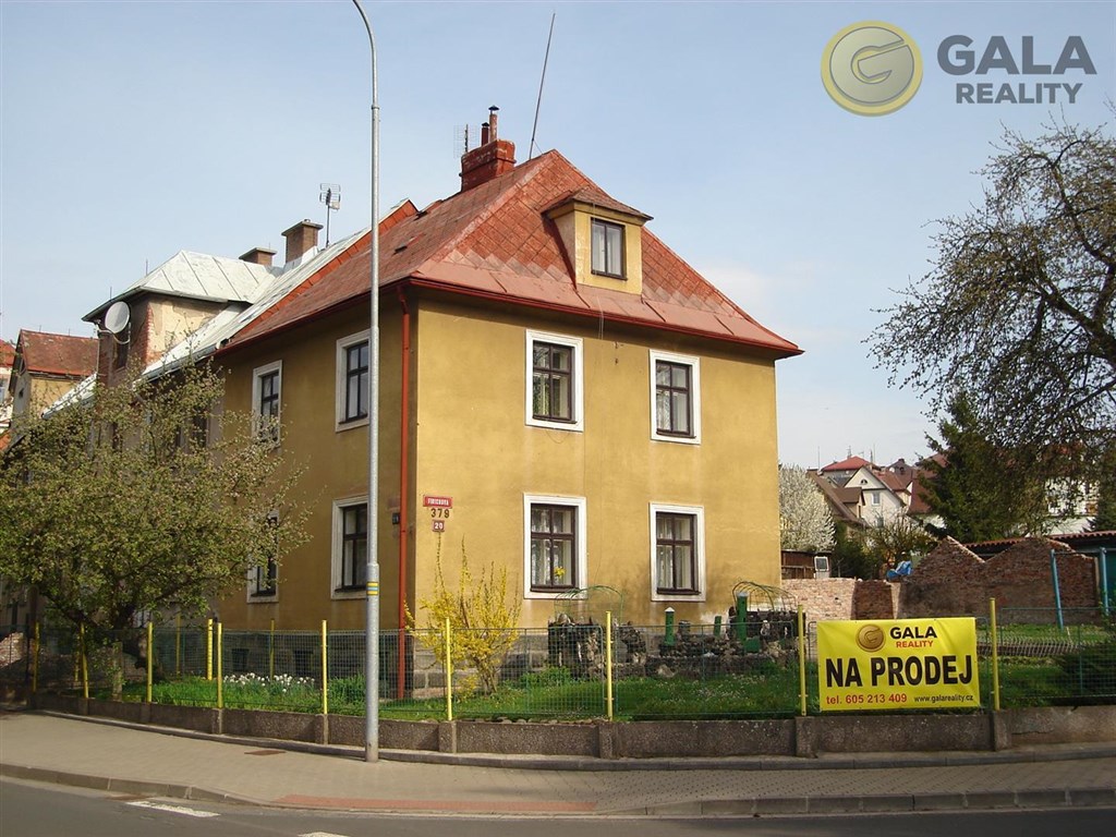 Rodinný dům na prodej v  Trutnově - Česká čtvrť