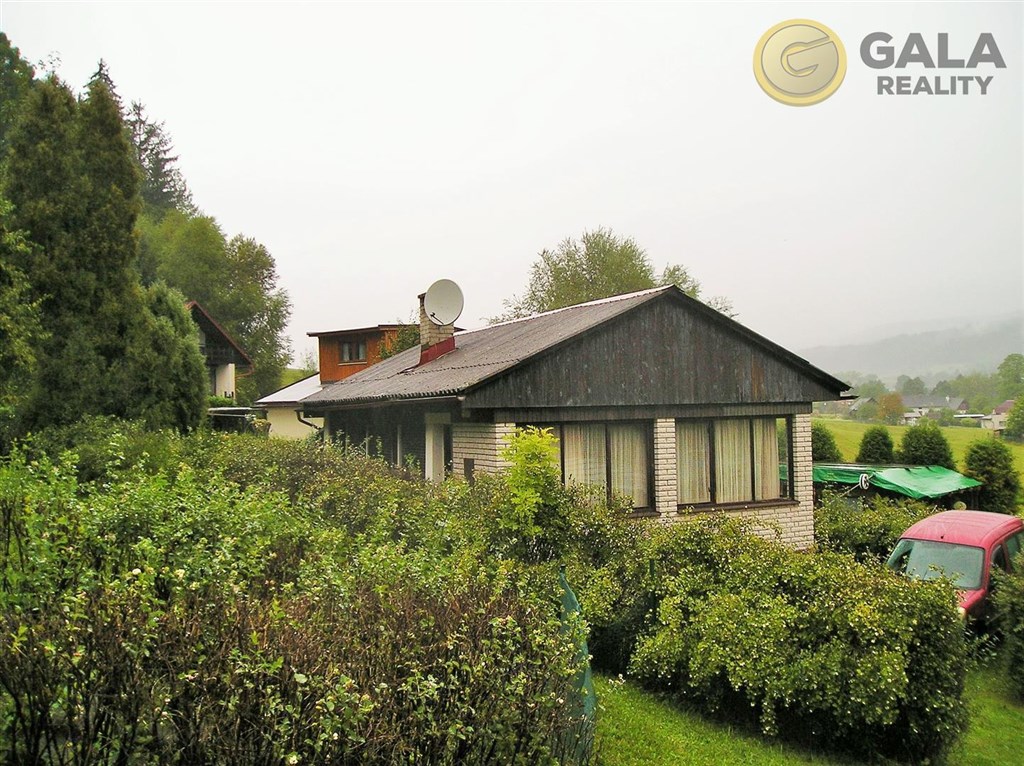 Prodej rekreační chaty u rybníka v obci Velké Svatoňovice