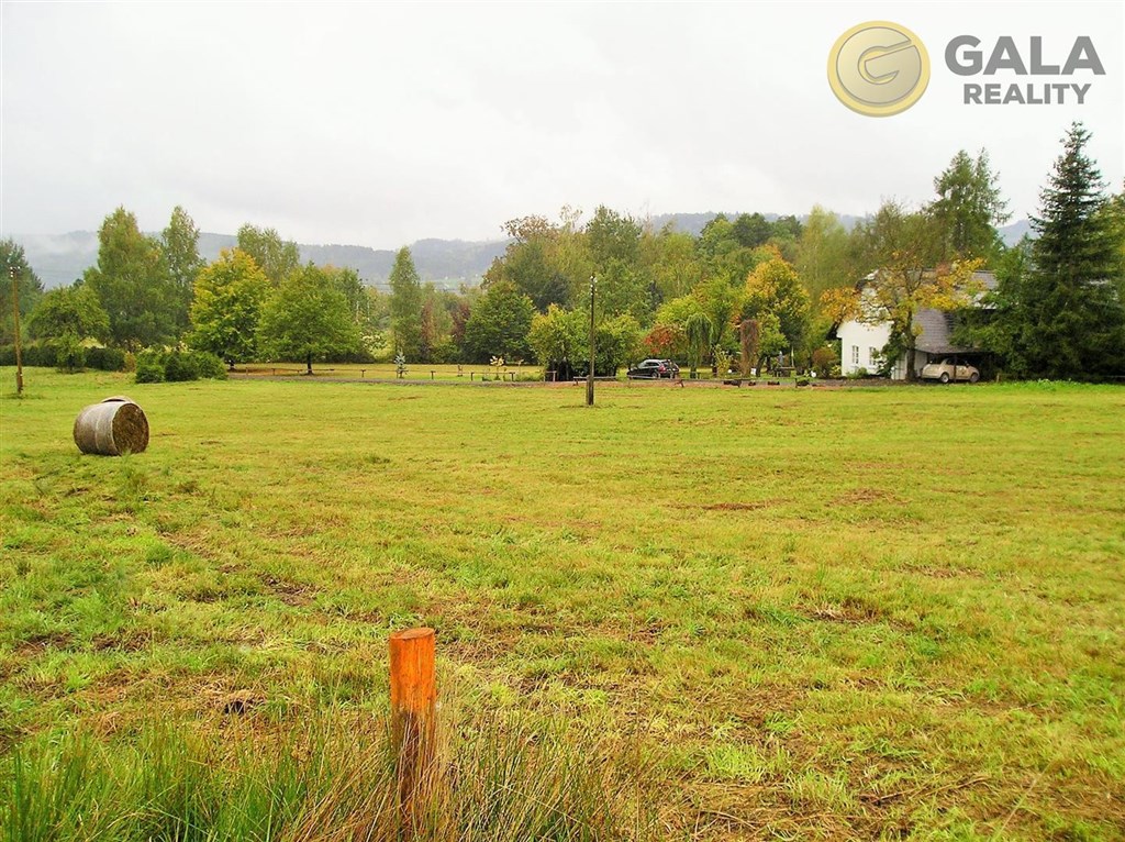 Pozemek na prodej o celkové ploše 3830 m2 v klidné části obce Nemojov, Dolní Nemojov, okr. Trutnov.